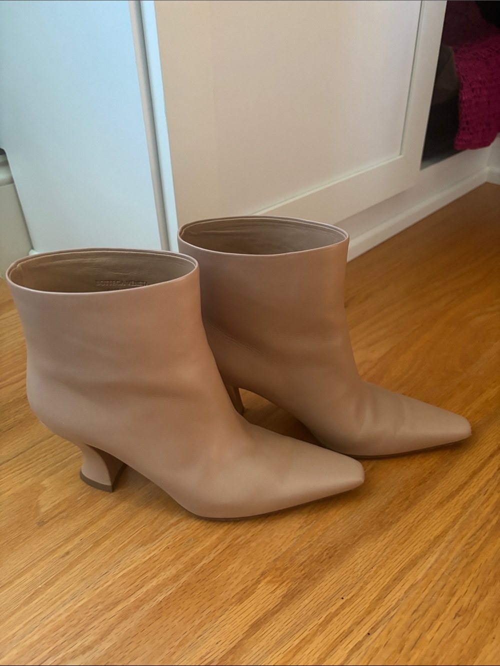 Bottega veneta Women's Pointed Toe Ankle Boots in Nude